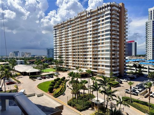 18c-1965 S Ocean Dr, Hallandale Beach, FL, 33009-5925 | Card Image