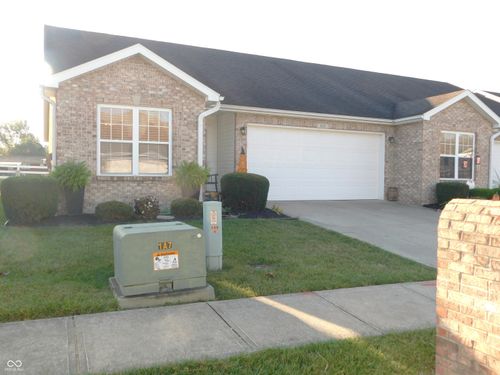 1049 E Crown Pointe Blvd, Greensburg, IN, 47240-7970 | Card Image