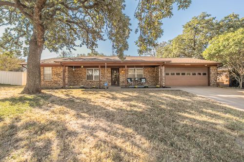 2906 Se 5th St, Mineral Wells, TX, 76067-5767 | Card Image