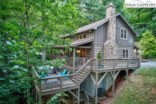 135 Jakes Trl, Vilas, NC, 28692-9813 | Card Image
