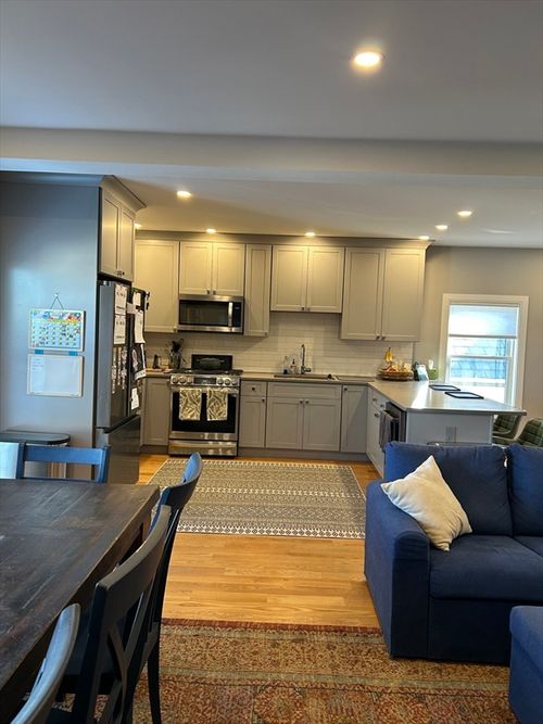 apt-3-319 Washington St, Somerville, MA, 02143-3858 | Card Image