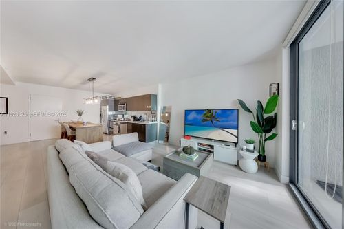 apt-2506-31 Se 6th St, Miami, FL, 33131-3176 | Card Image