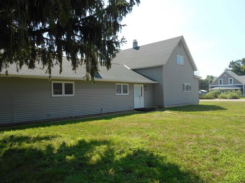 307 S Davidson Ave, Callaway, NE, 68825-2654 | Card Image
