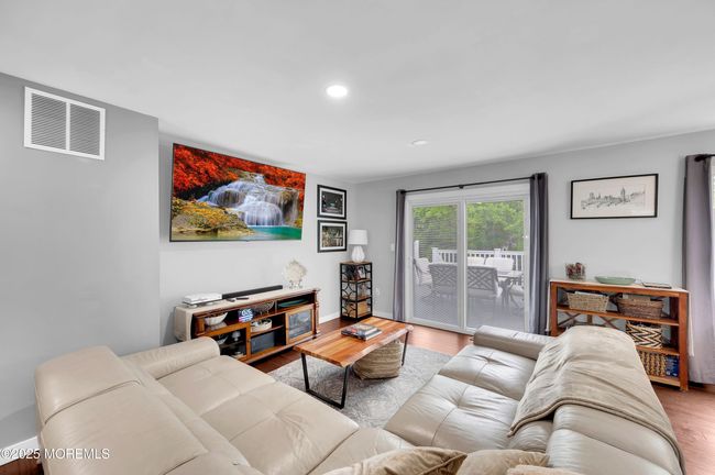 16 Lamp Post Ct, House other with 4 bedrooms, 3 bathrooms and null parking in Howell NJ | Image 8