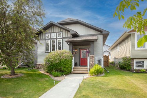 37 Regatta Way, Sylvan Lake, AB, T4S0E8 | Card Image