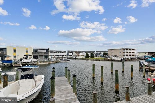 160 Captains Quarters Rd, OCEAN CITY, MD, 21842-7542 | Card Image