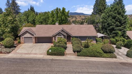 568 River Oaks Dr, Redding, CA, 96001-0134 | Card Image