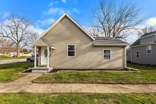 801 E 4th St, Fowler, IN, 47944-1353 | Card Image