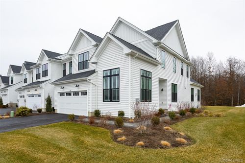 247 Superior Ct, Wappingers Falls, NY, 12590-7123 | Card Image