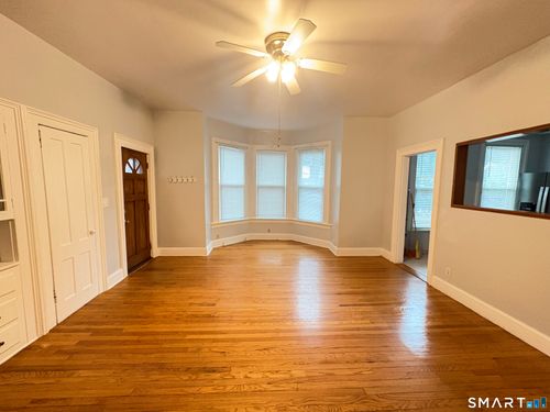 1-112 Wilcox Ave, Meriden, CT, 06451-2039 | Card Image