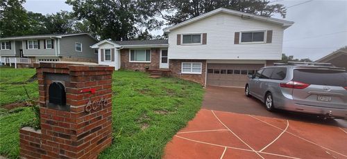 6046 Danbury Ct, Morrow, GA, 30260-1421 | Card Image