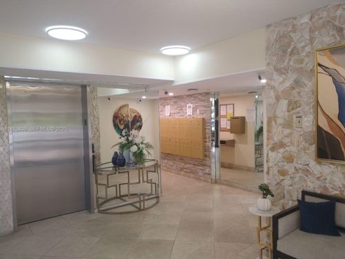 509-3510 Oaks Way, Pompano Beach, FL, 33069-5300 | Card Image