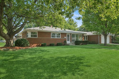 1145 S Haddow Ave, Arlington Heights, IL, 60005-3227 | Card Image