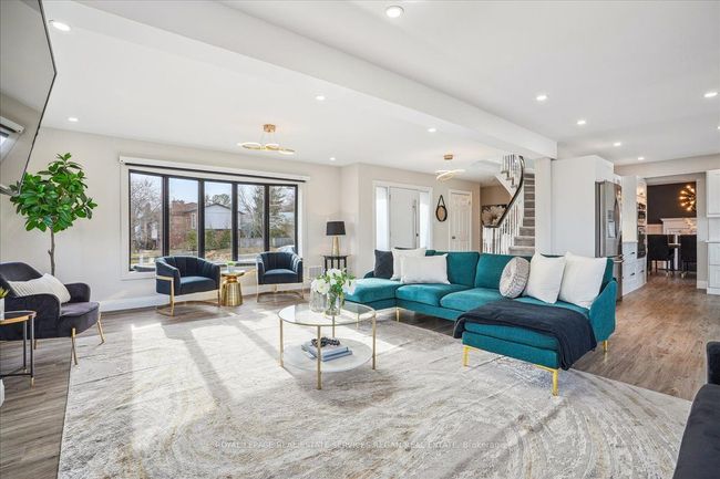 1585 Kerns Rd, House other with 7 bedrooms, 4 bathrooms and 6 parking in Burlington ON | Image 7