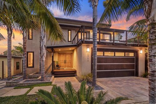 2705 Highland Dr, Carlsbad, CA, 92008-1517 | Card Image