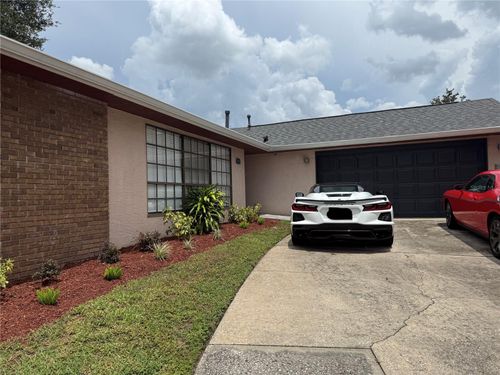7325 Burnway Dr, ORLANDO, FL, 32819-5057 | Card Image
