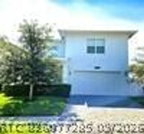 9066 Se Mars St, Hobe Sound, FL, 33455-5414 | Card Image