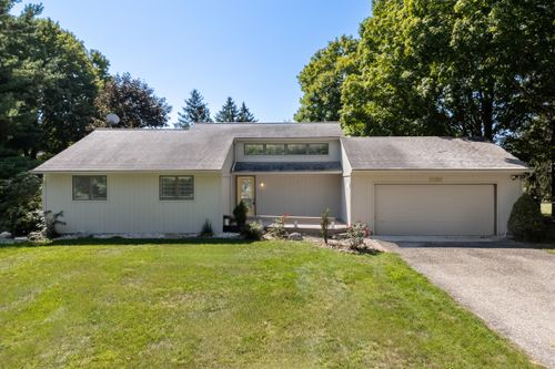 5980 Rs Ave E, Scotts, MI, 49088-7749 | Card Image