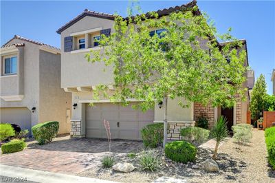 8953 Misty Leaf Avenue, House other with 3 bedrooms, 2 bathrooms and null parking in Las Vegas NV | Image 3