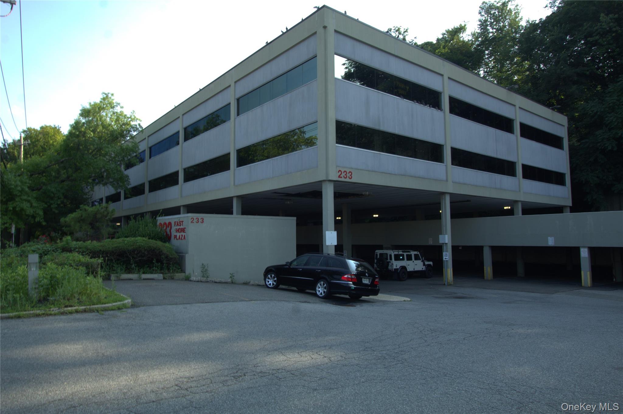 Commercial Lease in North Hempstead