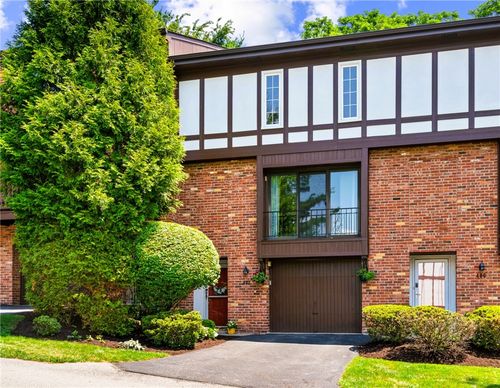 402 Allenberry Dr, Pittsburgh, PA, 15237-3321 | Card Image