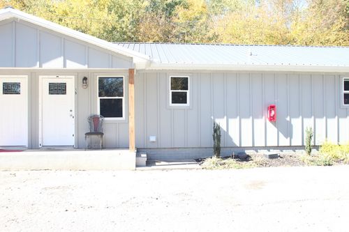 15-129 Cascade Ave, Mc Minnville, TN, 37110-6559 | Card Image