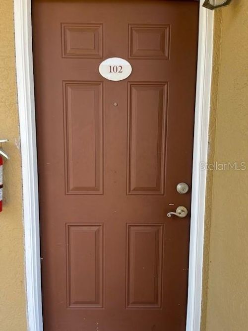 102-10199 Sailwinds Blvd S, LARGO, FL, 33773-2366 | Card Image