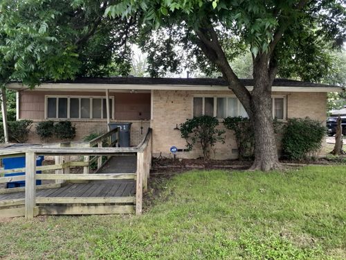 1520 Cape Cod Dr, Dallas, TX, 75216-3206 | Card Image