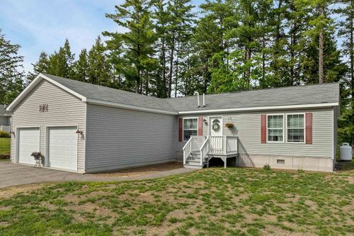 62 Mansfield Woods Way, New Hampton, NH, 03256 | Card Image
