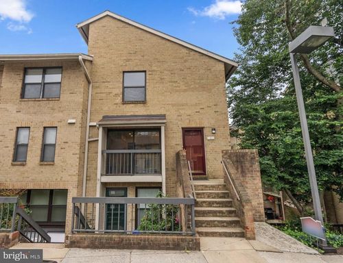 39-1 Dudley Ct, BETHESDA, MD, 20814-5427 | Card Image