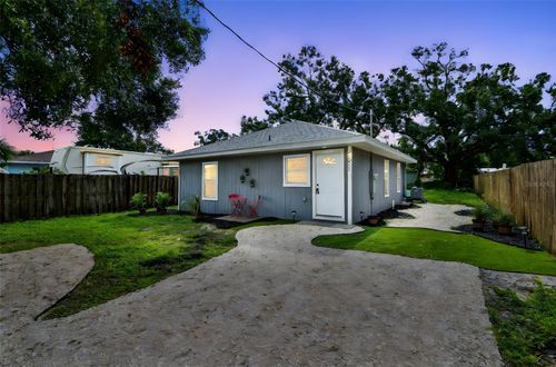 3611 19th St E, BRADENTON, FL, 34208-4729 | Card Image