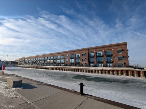 unit-307-401 W Shoreline Dr, Sandusky, OH, 44870-0910 | Card Image