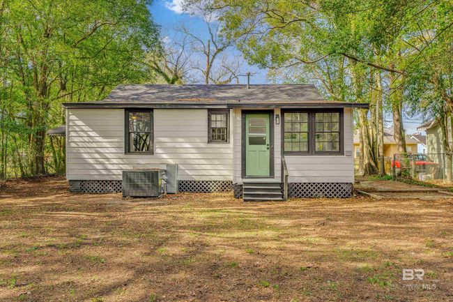 Front Of Structure | Image 28