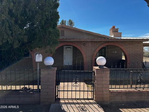 217 E 21st St, Douglas, AZ, 85607-1013 | Card Image