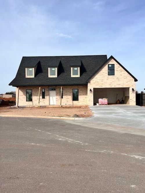 2609 Landrun St, Weatherford, OK, 73096-3284 | Card Image