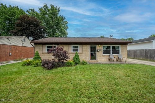 1291 Woodhurst Dr, Youngstown, OH, 44515-3718 | Card Image
