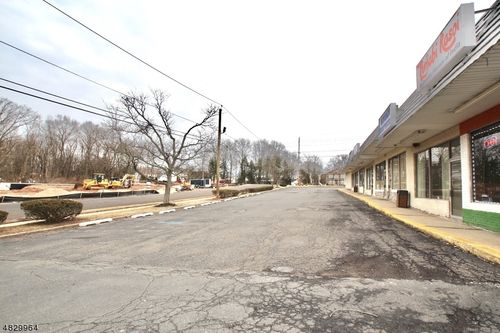 1483 State Route 27, Somerset, NJ, 08873-3900 | Card Image