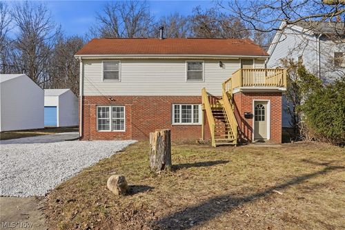 119 Pleasant Ave, Geneva, OH, 44041-1147 | Card Image