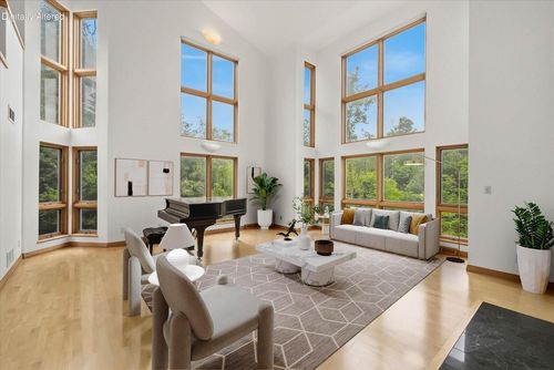 3411 W River Drive, Mequon, WI, 53097 | Card Image