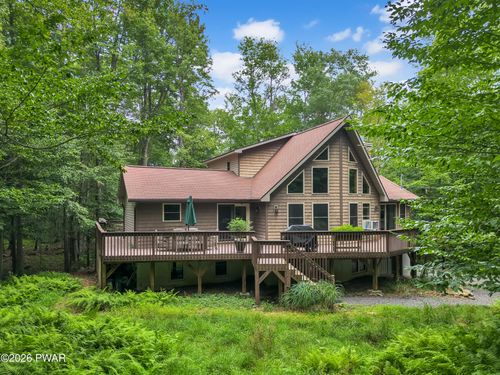 109 Norton Dr, Gouldsboro, PA, 18424-9128 | Card Image