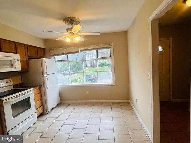 76 Shetland Cir, Townhouse with 2 bedrooms, 2 bathrooms and null parking in REISTERSTOWN MD | Image 8