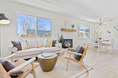 b-115 15th Ave S, Jacksonville Beach, FL, 32250-6373 | Card Image