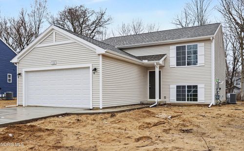 315 Cherry Tree Ln, Delta, OH, 43515-9356 | Card Image
