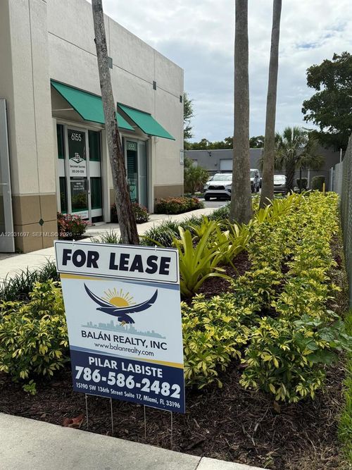 17a-6155 Miami Lakes Dr E, Miami Lakes, FL, 33014-2408 | Card Image