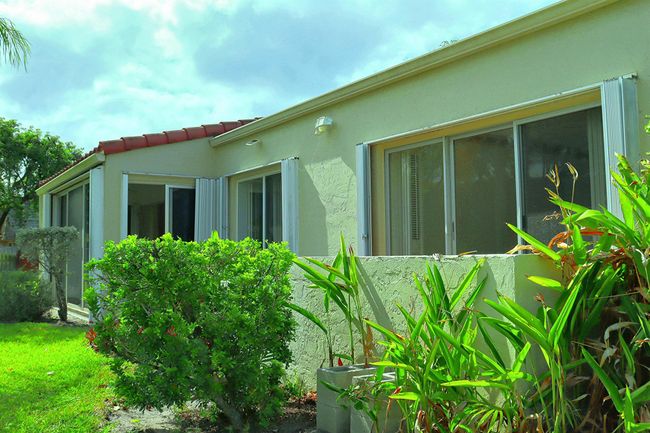 APT-105 - 2532 Boundbrook Dr S, Condo with 2 bedrooms, 2 bathrooms and null parking in Palm Springs FL | Image 26