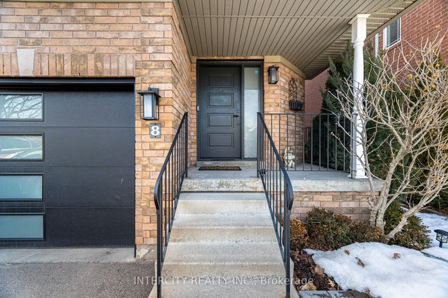 8 Sheardown Dr, House attached with 3 bedrooms, 3 bathrooms and 1 parking in Nobleton ON | Image 4