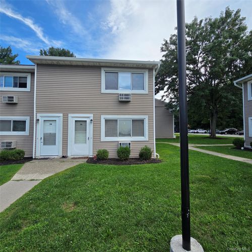 a-3 Fishkill Glen Dr, Fishkill, NY, 12524-2306 | Card Image