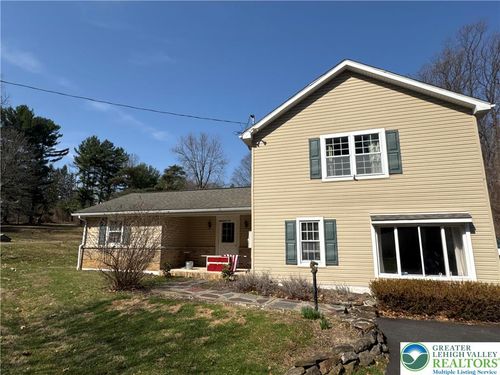 3676 Lower Saucon Road, Hellertown Boro, PA, 18055 | Card Image
