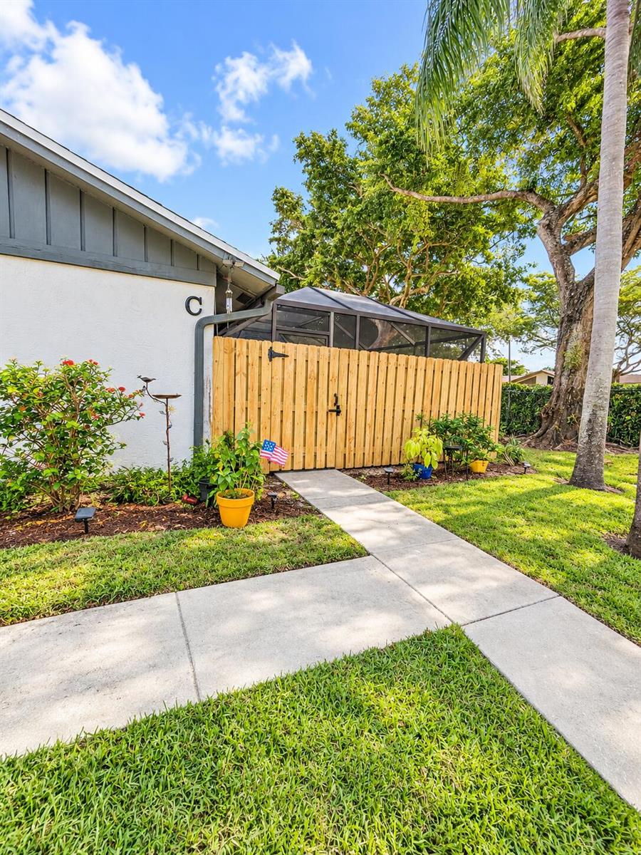 Residential Lease in West Palm Beach