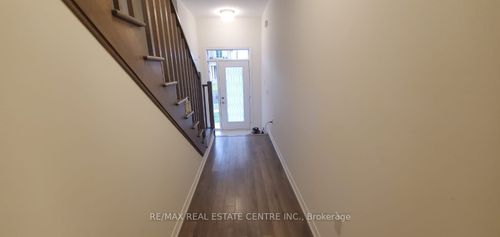 {{alt}} | Card Image